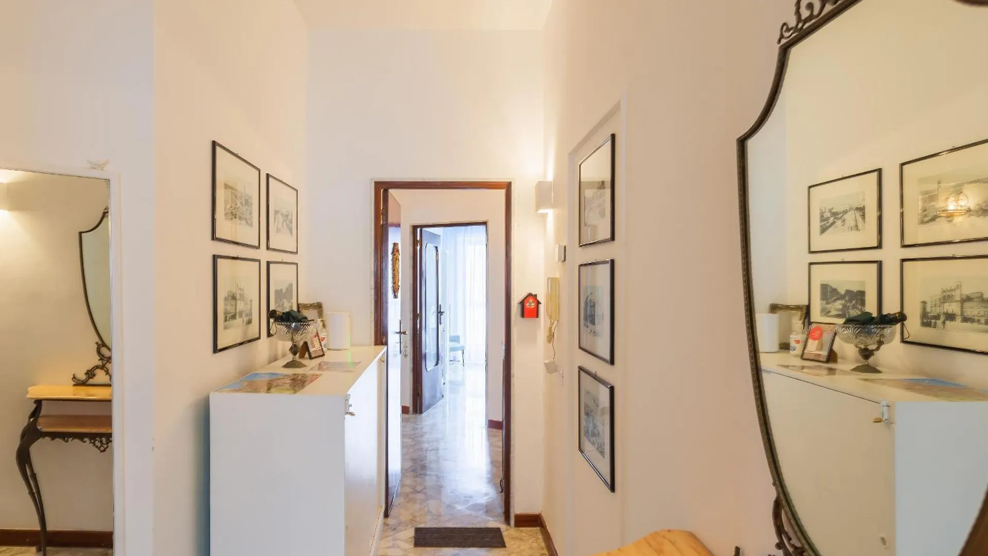 Golden And Silver Apartments By Wonderful Italy Bari