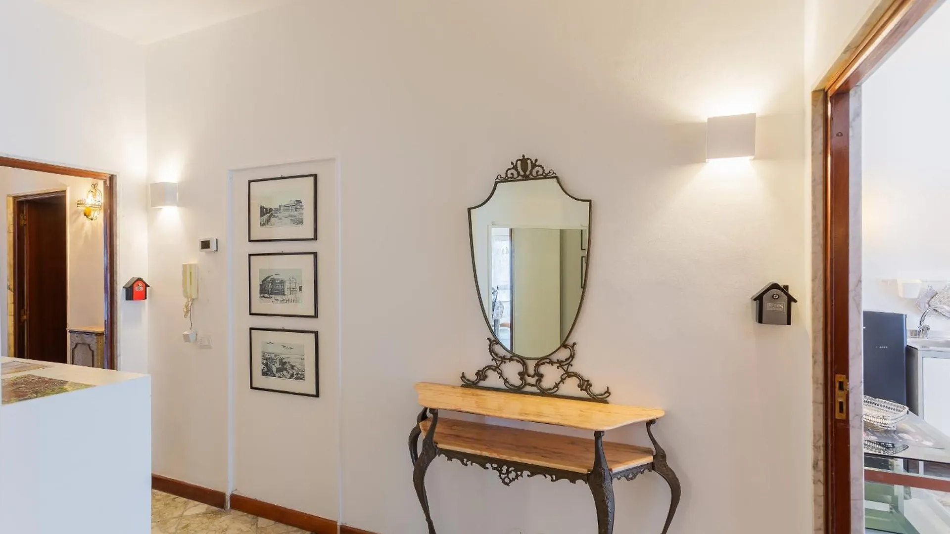 Golden And Silver Apartments By Wonderful Italy Bari